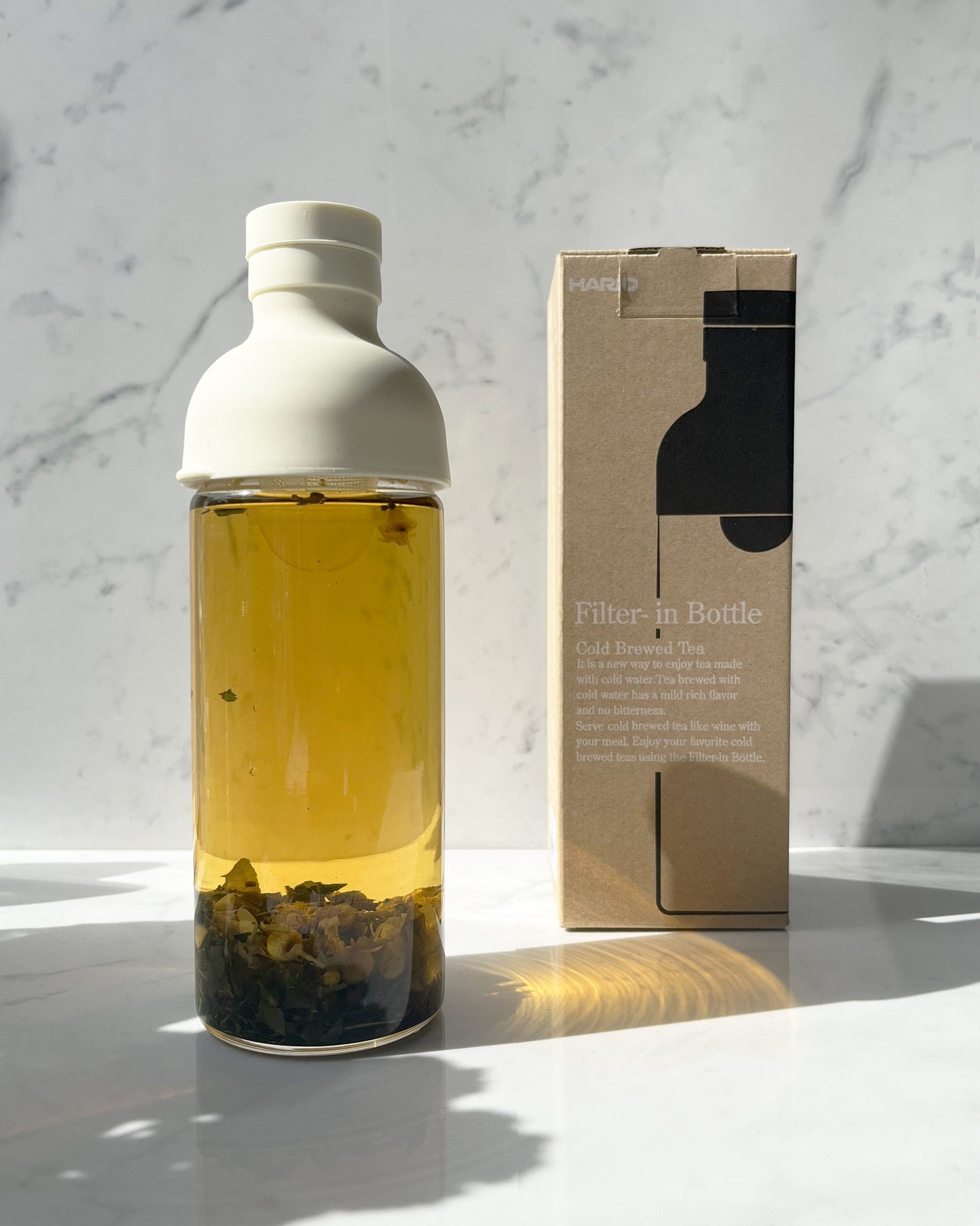 Hario • Filter-in Bottle White (300ml)